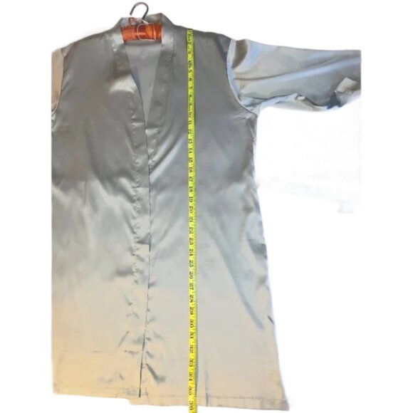 "Mother Of The Groom" Light Blue Satin Kimono with Gold Glitter Writing One Size - Picture 7 of 16